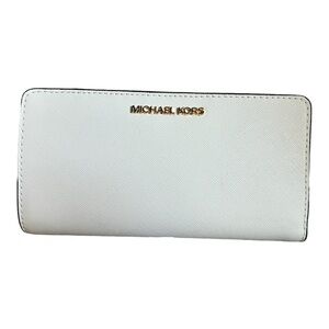 Michael Kors Jet Set Travel Flat Slim Wallet White - Almost NEW